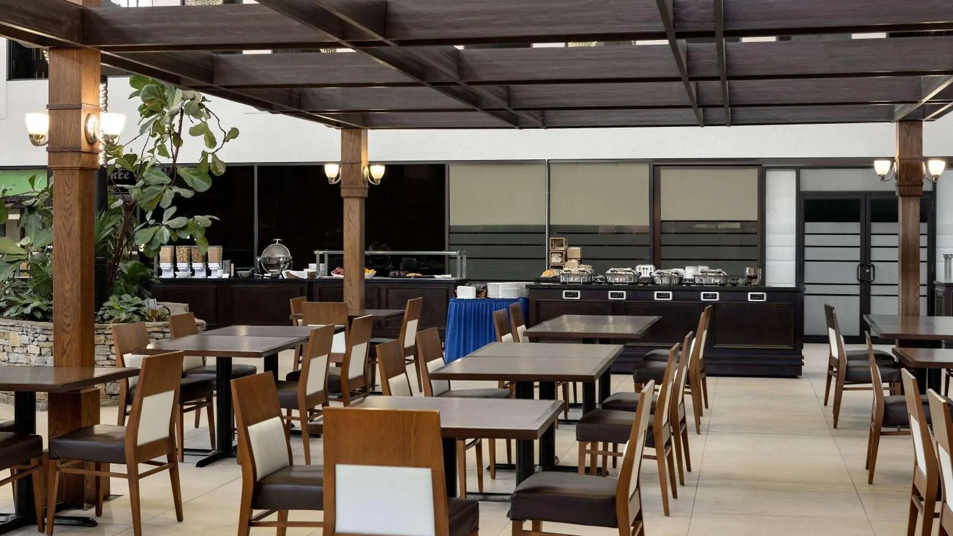 Wyndham Edmonton Hotel And Conference Centre