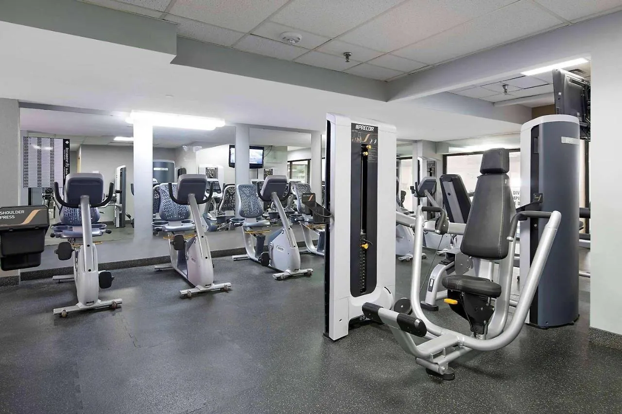 Wyndham Edmonton Hotel And Conference Centre 4*,