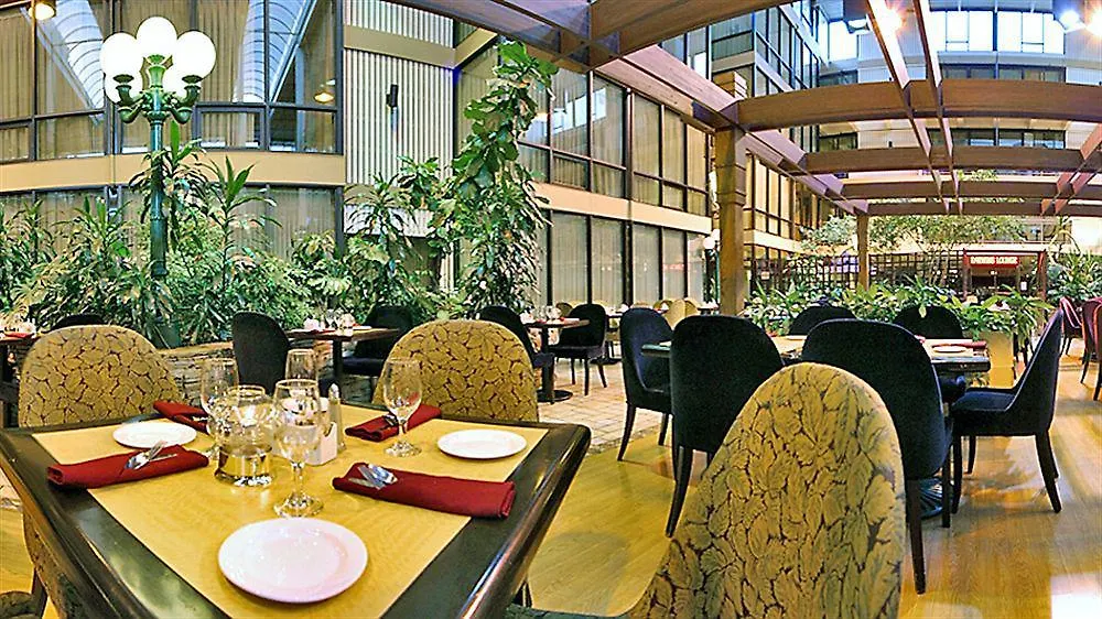 Wyndham Edmonton Hotel And Conference Centre